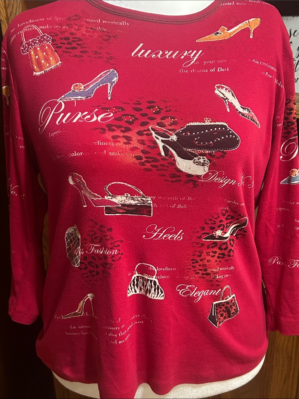 Women's Red Graphic Long-Sleeve Tee-by Flower N Ring XL